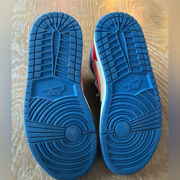 Air Jordan 1 Mid SE 'Multi-Color’ - Picture 6 of 6